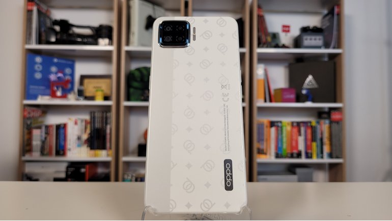 Eğlencenin Yenisi: OPPO A73 İncelemesi