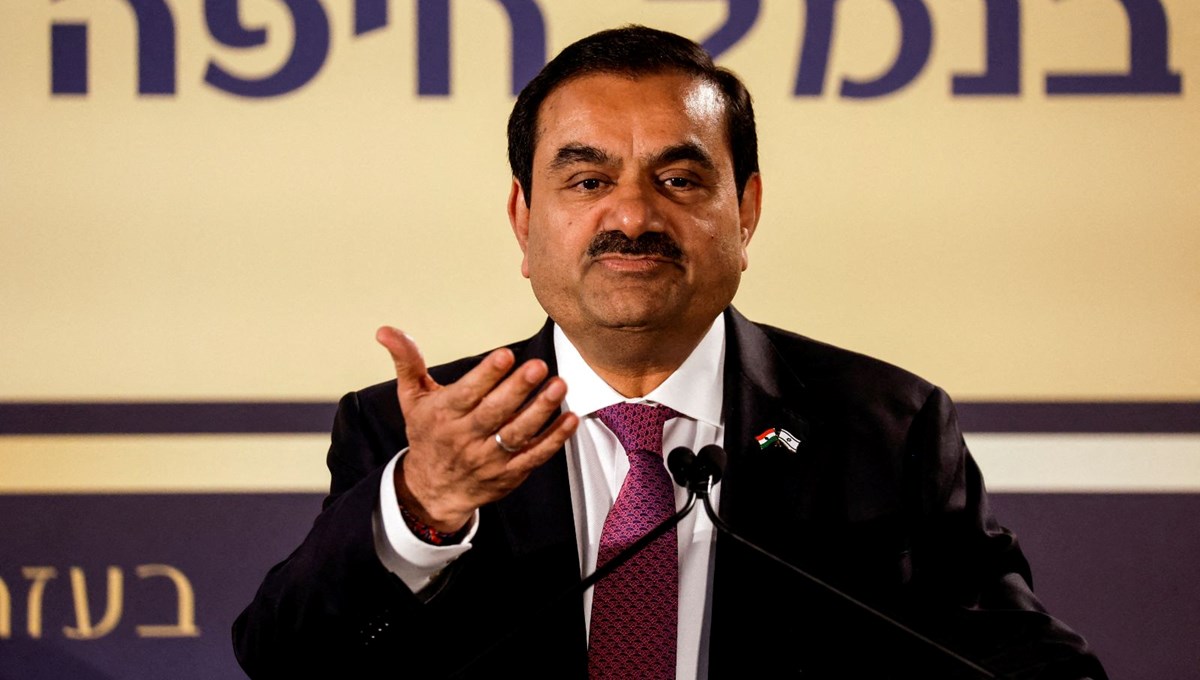 ABD'den Hintli milyarder Adani'ye rüşvet ve dolandırıcılık suçlaması